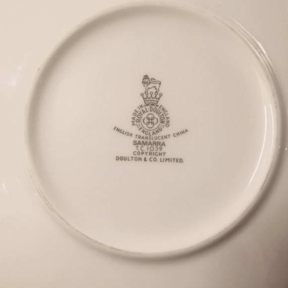 Set of 4 Royal Doulton "Samarra" English Translucent China Coffee Cups & Saucers - Picture 7 of 7